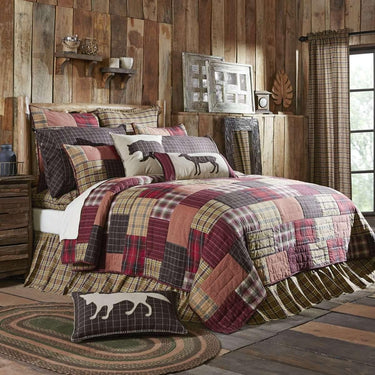 Wyatt Queen Quilt Set; 1-Quilt 90Wx90L w/2 Shams 21x27 VHC Brands - The Fox Decor